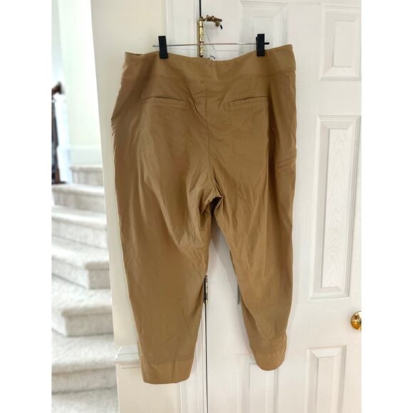 Athleta Khaki Tan Pull On Plus Size Hiking Outdoor Ankle Pants - Picture 4 of 7